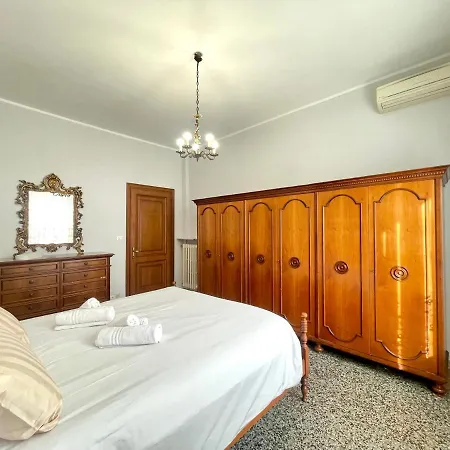 아파트 La Dimora Di Enea